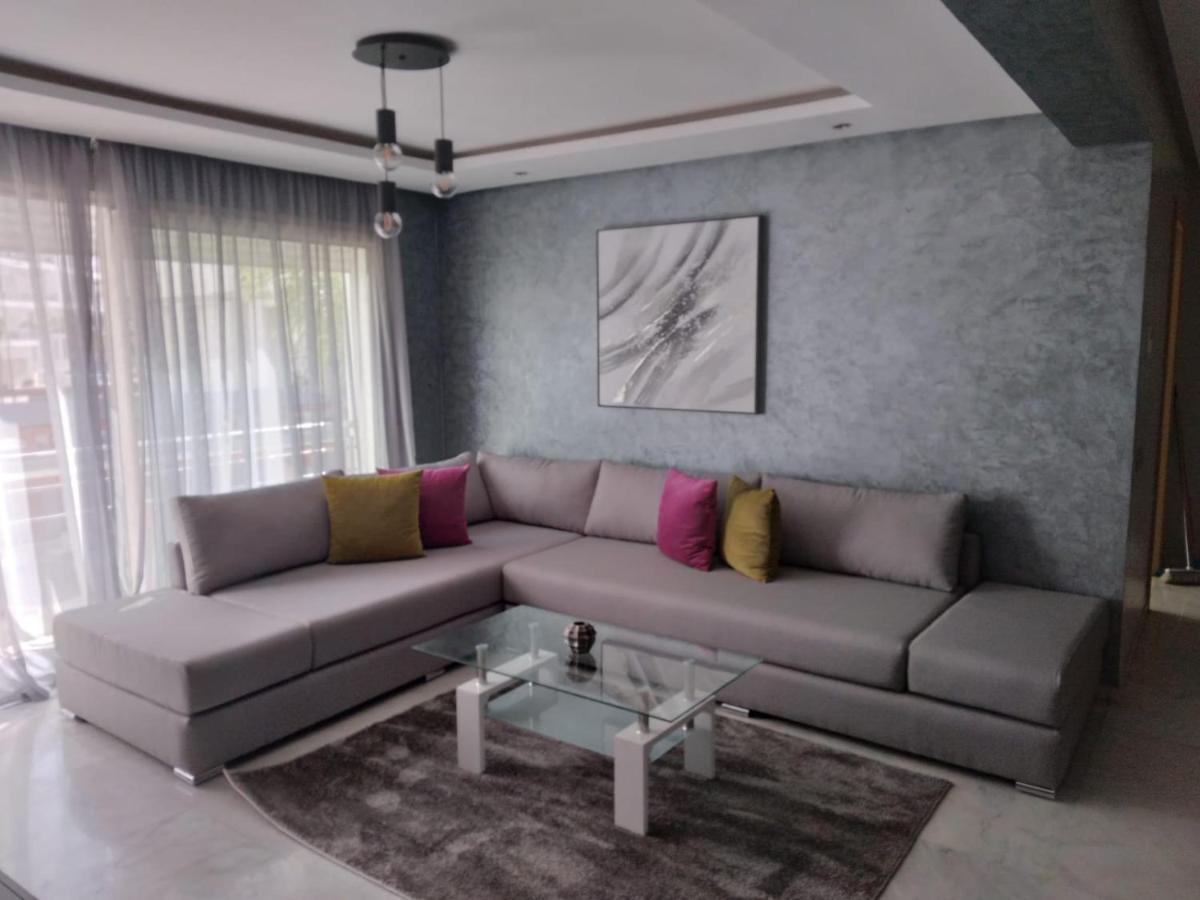 Privat Apartments Prestigia Hay Riad Rabat Esterno foto